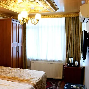 Californiacityhotel Otel